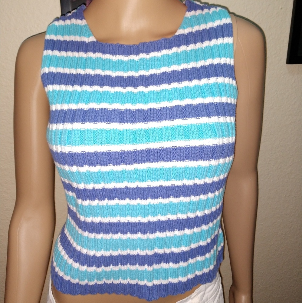 Gap sleeveless crop top